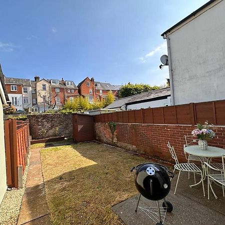 Stylish 3Br Cowes Cottage Close To The Waterfront מראה חיצוני תמונה