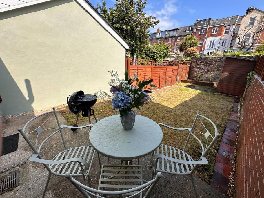 Stylish 3Br Cowes Cottage Close To The Waterfront מראה חיצוני תמונה