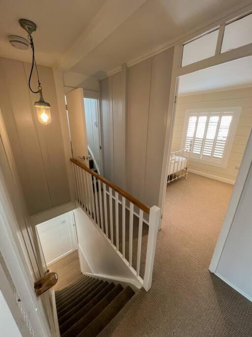 Stylish 3Br Cowes Cottage Close To The Waterfront מראה חיצוני תמונה
