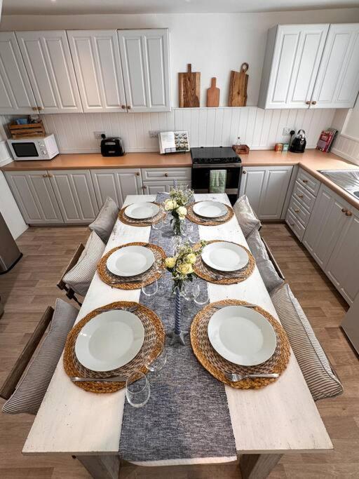 Stylish 3Br Cowes Cottage Close To The Waterfront מראה חיצוני תמונה