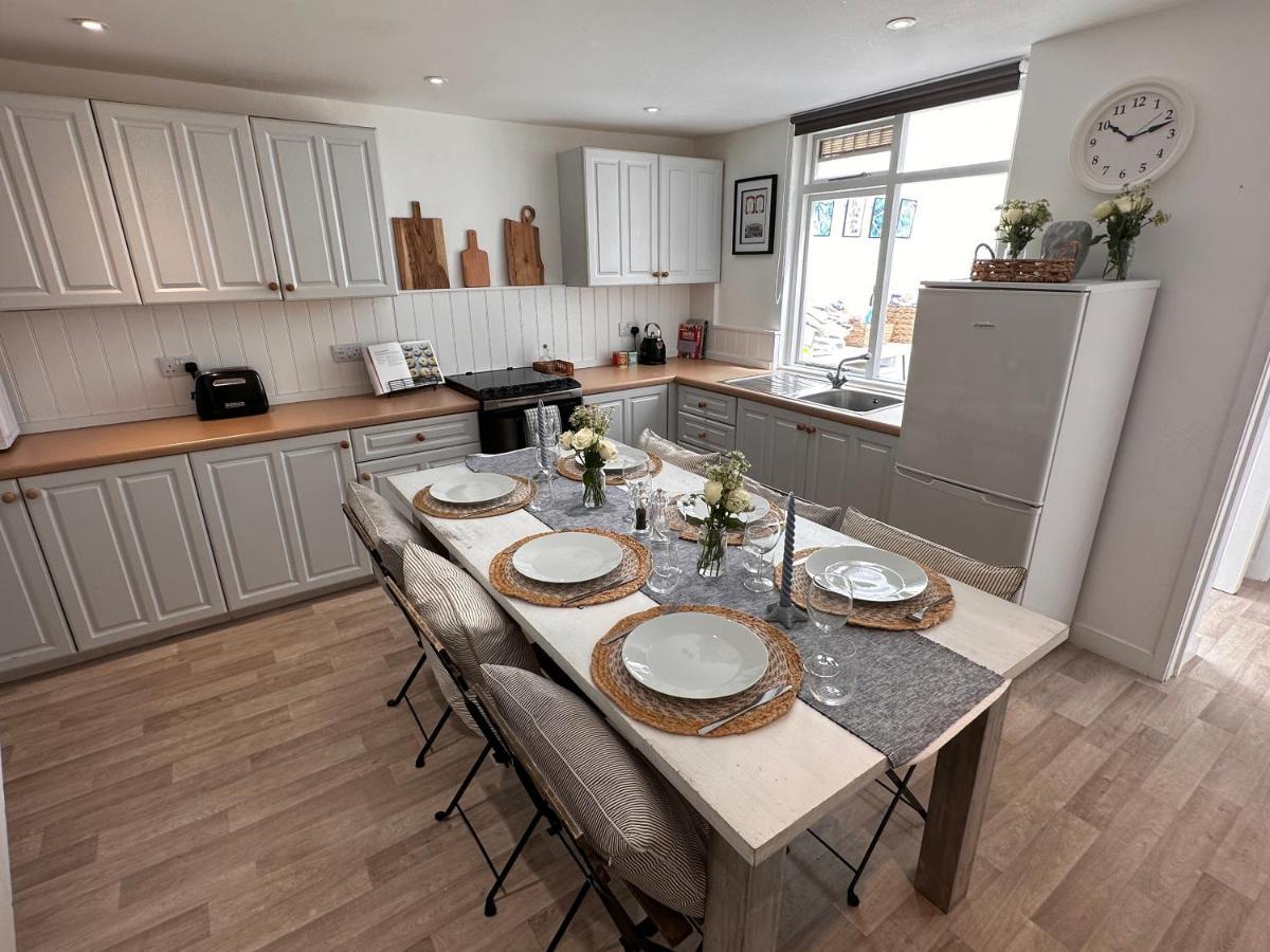 Stylish 3Br Cowes Cottage Close To The Waterfront מראה חיצוני תמונה